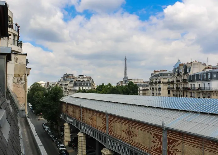 Отель Vic Eiffel