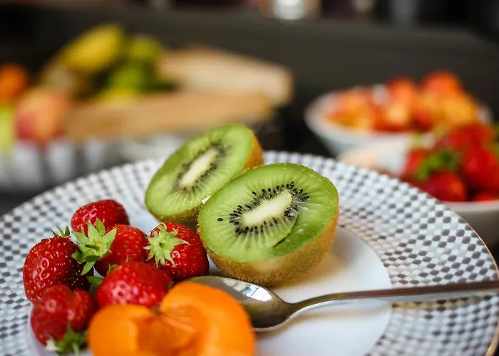 Отель Vic Eiffel Париж