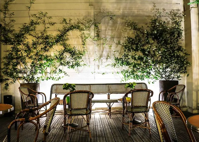 Vic Eiffel Отель Париж