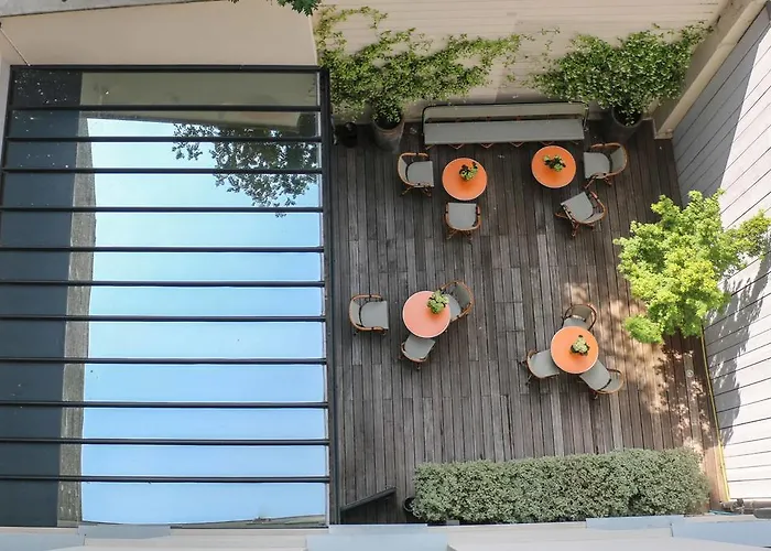 Vic Eiffel Отель 3*