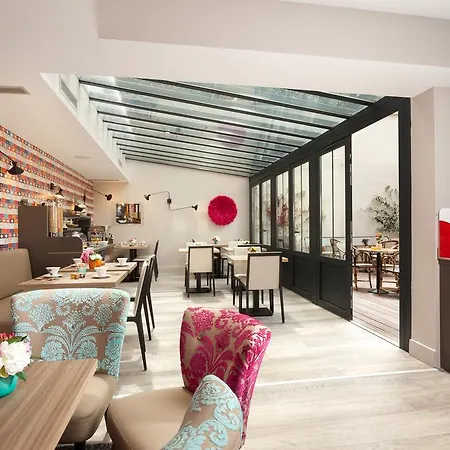Vic Eiffel Hotel Parigi