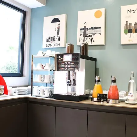 オテル ヴィック エッフェル 3*