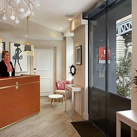 Vic Eiffel Hotel Paris