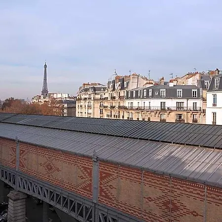 Hotel Vic Eiffel Paris