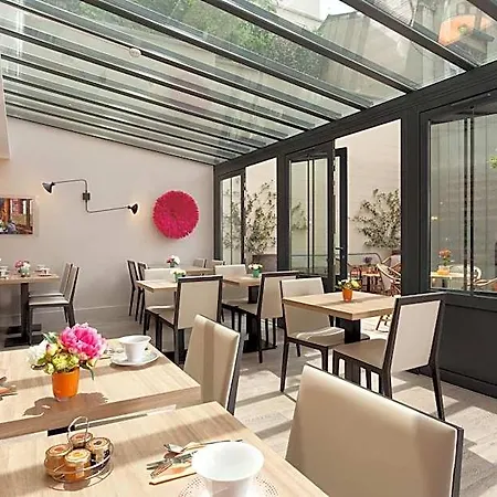 Hotel Vic Eiffel Paris