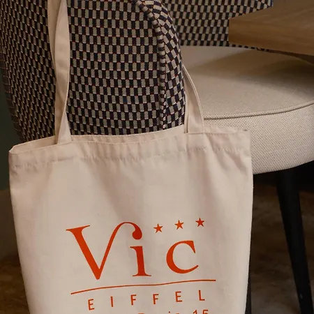 Vic Eiffel Отель 3*