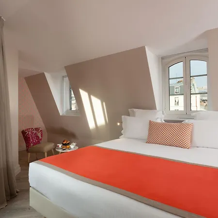 Hotel Vic Eiffel Paris