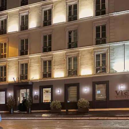 Vic Eiffel Hotel 3*