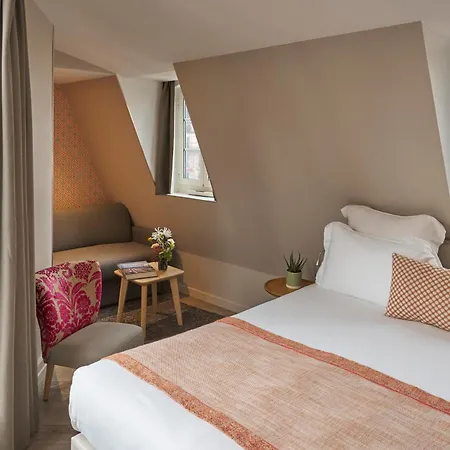 Vic Eiffel Hotel