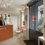 Vic Eiffel Hotel París