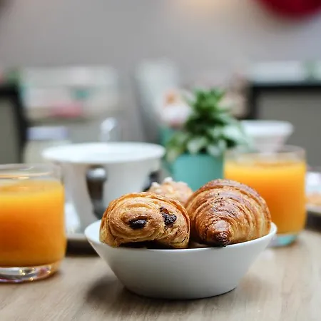 Vic Eiffel 3* París