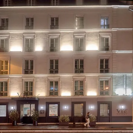 Vic Eiffel 3* París