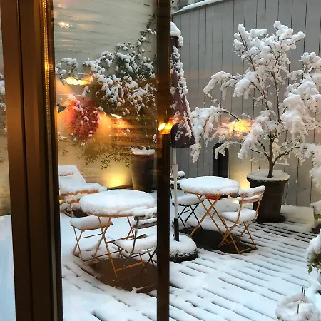 Vic Eiffel Hotel París