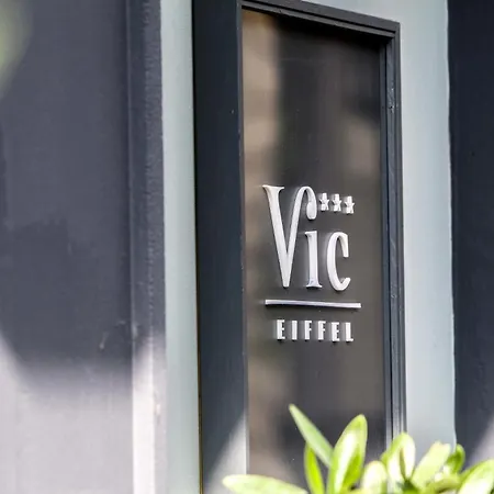 Vic Eiffel